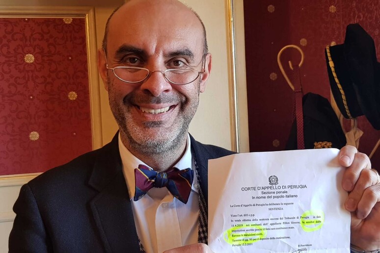 - RIPRODUZIONE RISERVATA