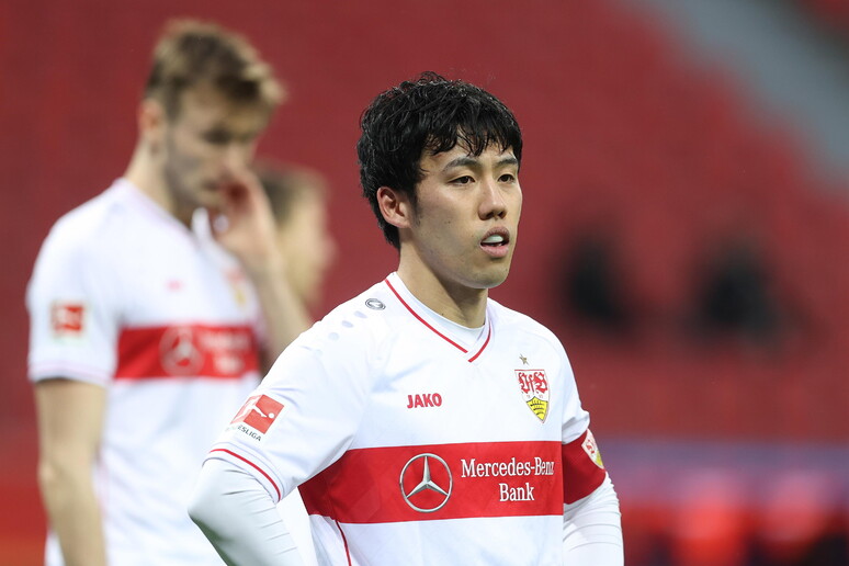 Wataru Endo con la maglia dello Stoccarda © ANSA/EPA