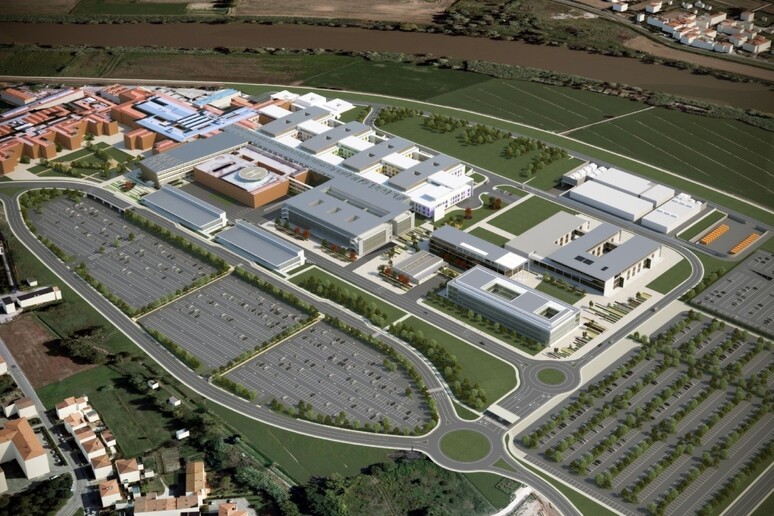 - RIPRODUZIONE RISERVATA
