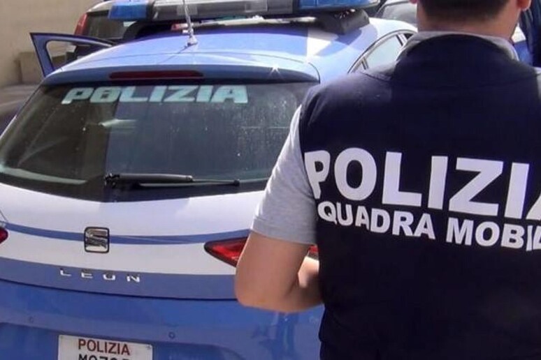 - RIPRODUZIONE RISERVATA