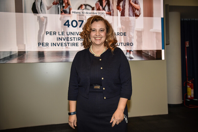 - RIPRODUZIONE RISERVATA