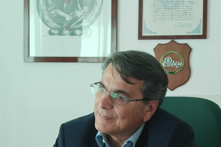 - RIPRODUZIONE RISERVATA