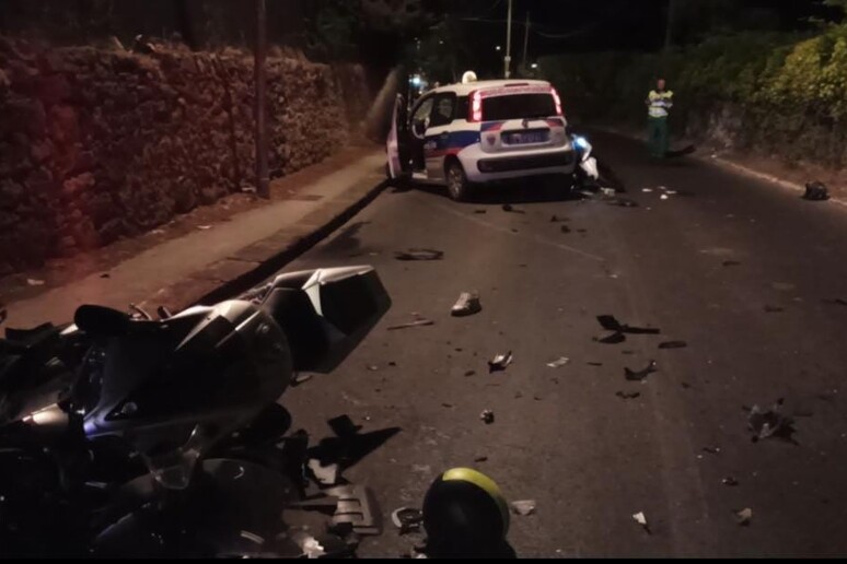 Europei: incidente stradale per festa, un morto e quattro feriti - RIPRODUZIONE RISERVATA