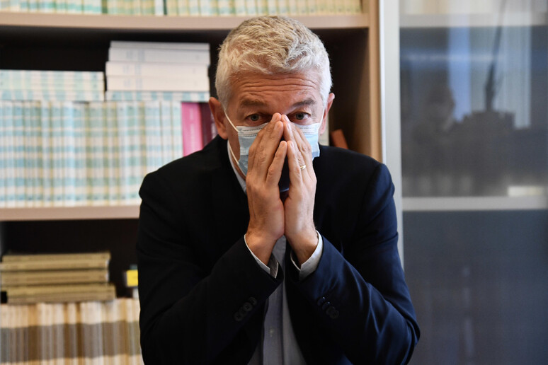 - RIPRODUZIONE RISERVATA