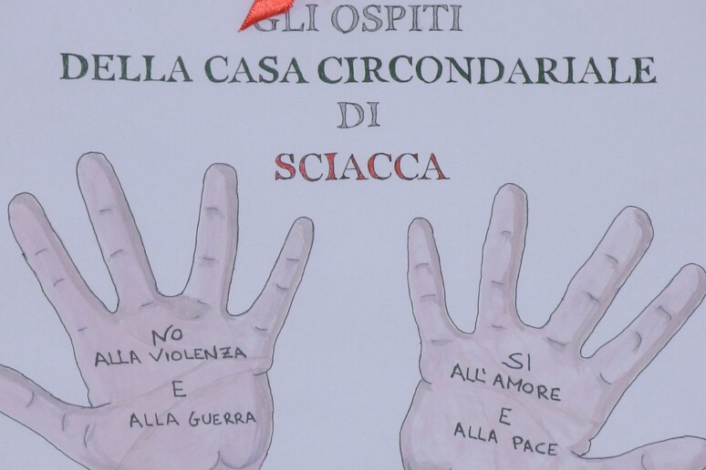 - RIPRODUZIONE RISERVATA