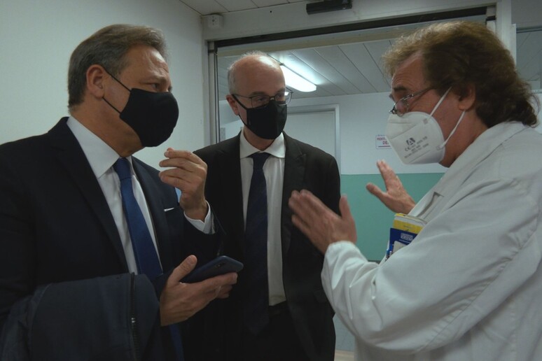 - RIPRODUZIONE RISERVATA