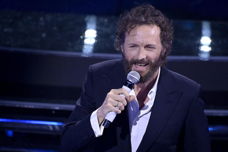 Jovanotti - RIPRODUZIONE RISERVATA