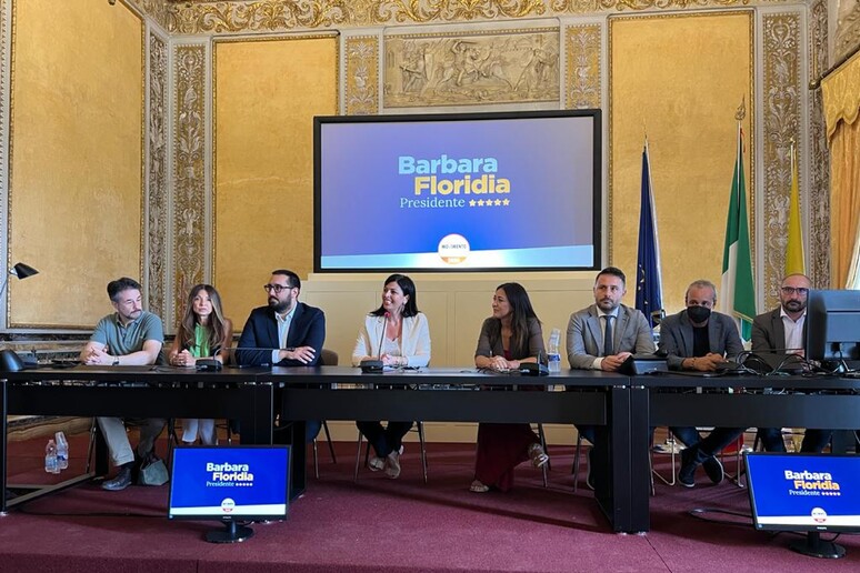 - RIPRODUZIONE RISERVATA