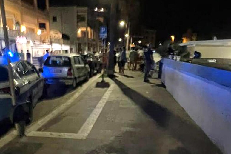 - RIPRODUZIONE RISERVATA