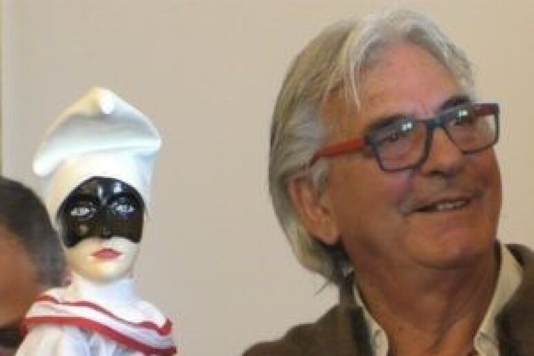 - RIPRODUZIONE RISERVATA