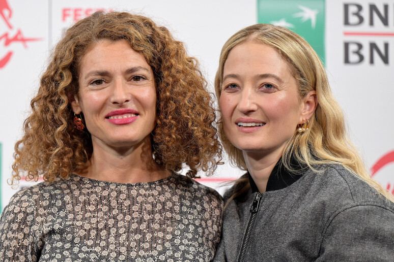 Ginevra Elkann con Alba Rohrwacher - RIPRODUZIONE RISERVATA