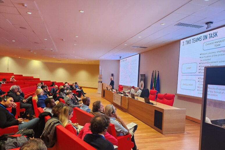 - RIPRODUZIONE RISERVATA
