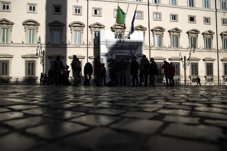 -     RIPRODUZIONE RISERVATA