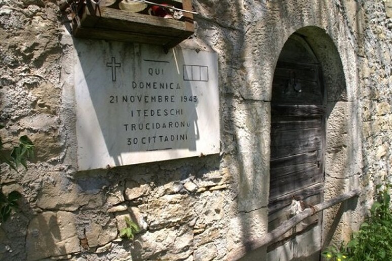- RIPRODUZIONE RISERVATA