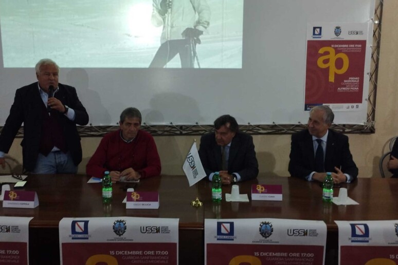 -     RIPRODUZIONE RISERVATA