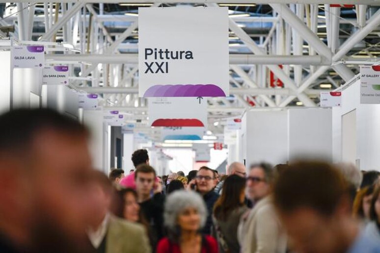 - RIPRODUZIONE RISERVATA