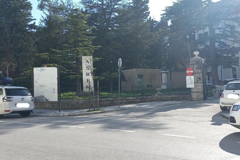 - RIPRODUZIONE RISERVATA