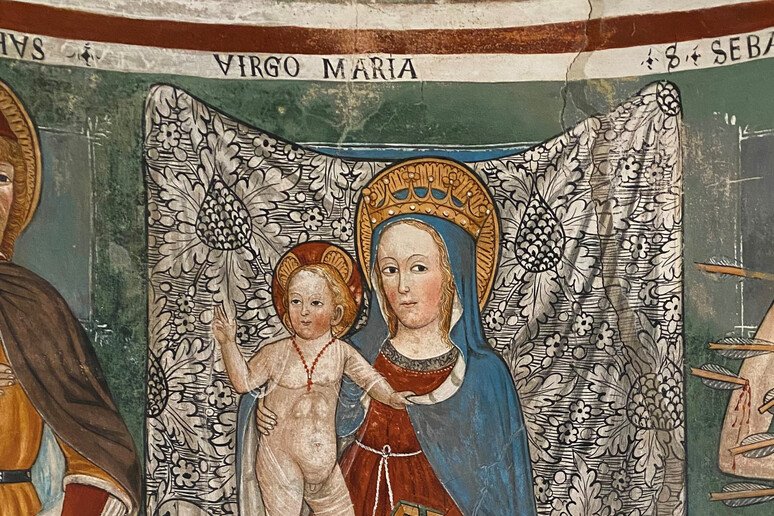 - RIPRODUZIONE RISERVATA