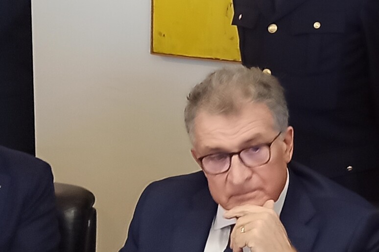 - RIPRODUZIONE RISERVATA