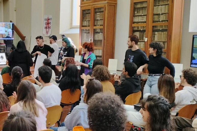 Studenti in aula (Archivio) - RIPRODUZIONE RISERVATA