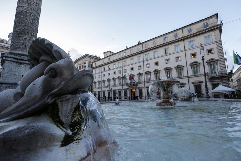 Una veduta esterna di Palazzo Chigi - RIPRODUZIONE RISERVATA