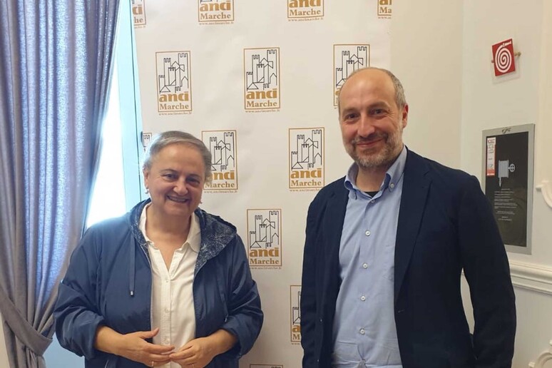 - RIPRODUZIONE RISERVATA