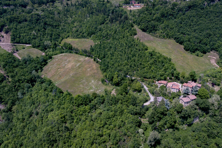 - RIPRODUZIONE RISERVATA