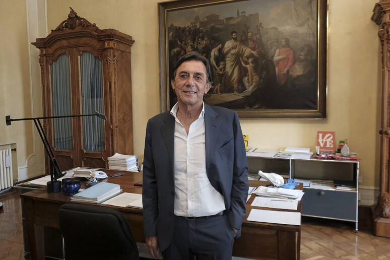 - RIPRODUZIONE RISERVATA