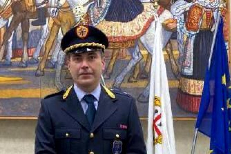 - RIPRODUZIONE RISERVATA