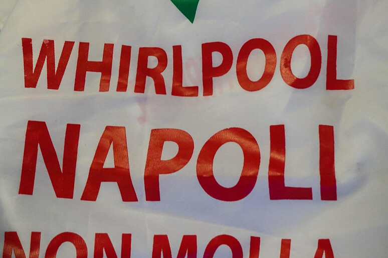 - RIPRODUZIONE RISERVATA