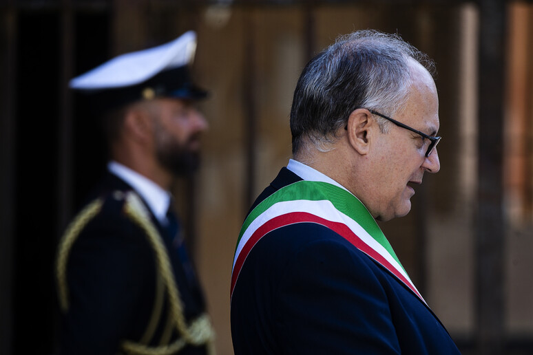 - RIPRODUZIONE RISERVATA