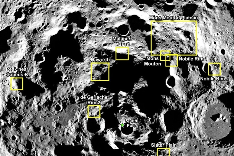 I siti del polo sud della Luna candidati per l’allunaggio della missione Artemis III (fonte: NASA) - RIPRODUZIONE RISERVATA