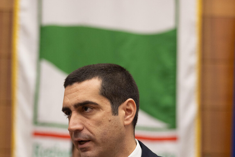 - RIPRODUZIONE RISERVATA