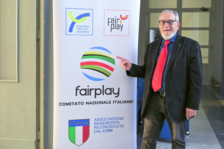 - RIPRODUZIONE RISERVATA