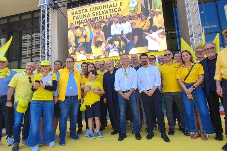 - RIPRODUZIONE RISERVATA