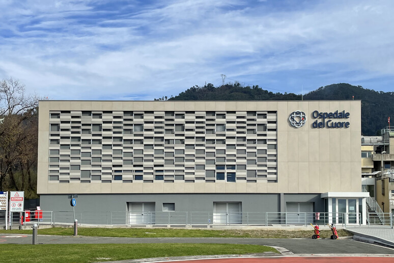 - RIPRODUZIONE RISERVATA