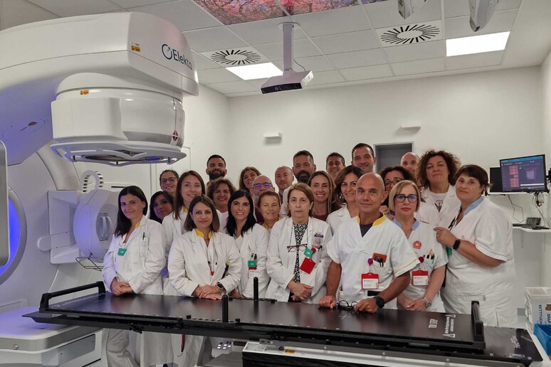 - RIPRODUZIONE RISERVATA
