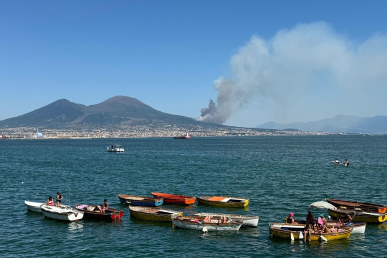 - RIPRODUZIONE RISERVATA