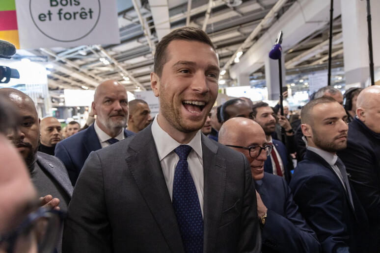Bardella: "L 'Ue difenda i suoi interessi, la spesa difesa superi il 3% Pil" © ANSA/EPA