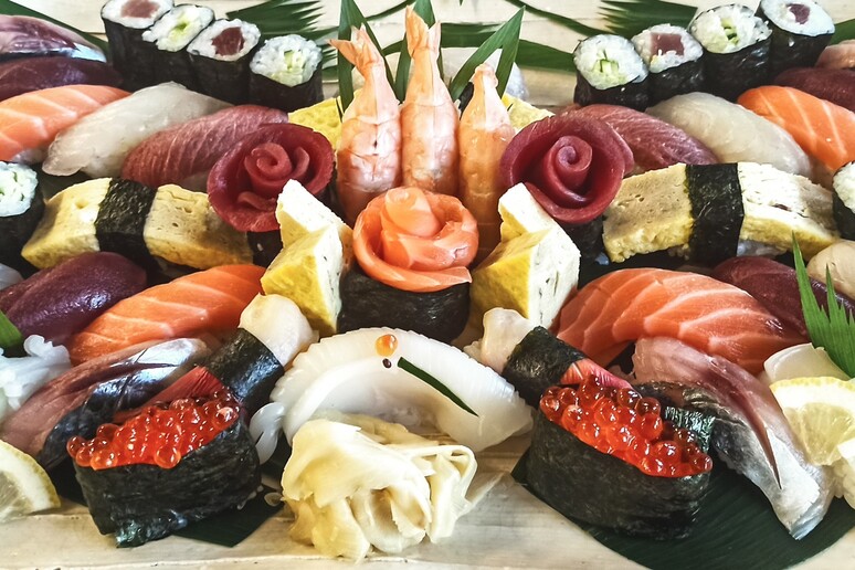 Sushi professionale - RIPRODUZIONE RISERVATA