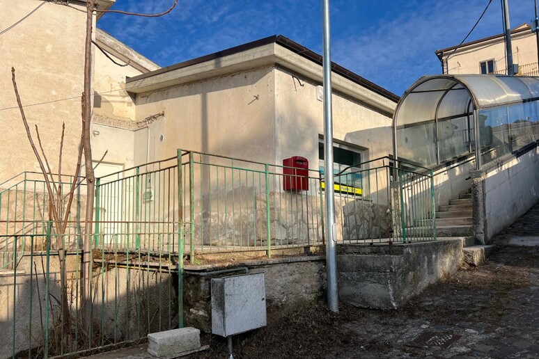 - RIPRODUZIONE RISERVATA
