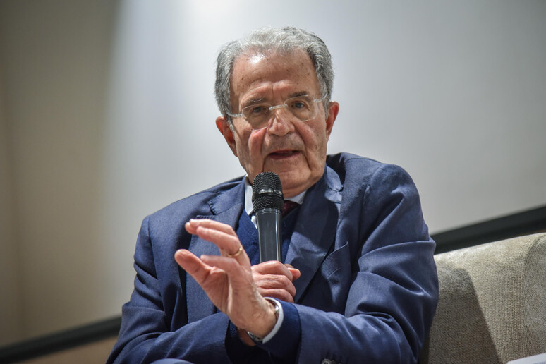 Prodi vede la delegazione del Partito democratico all 'Europarlamento - RIPRODUZIONE RISERVATA