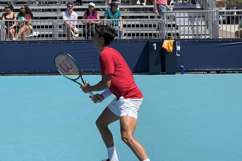 Tennis:Miami;Cinà scrive la storia, prima vittoria Atp a 17 anni - RIPRODUZIONE RISERVATA