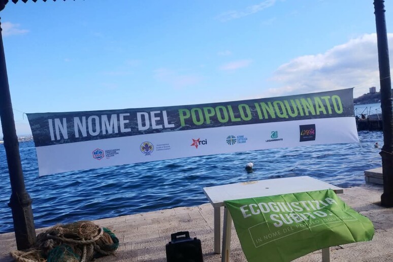 - RIPRODUZIONE RISERVATA
