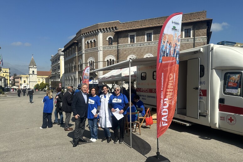 - RIPRODUZIONE RISERVATA