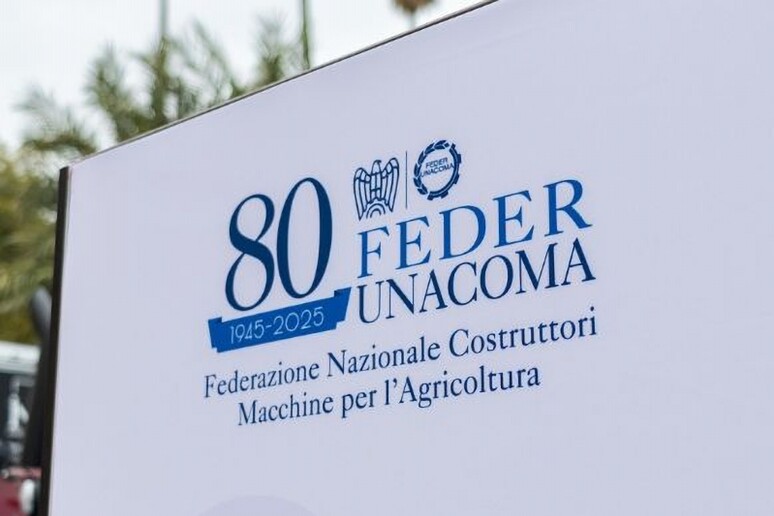 - RIPRODUZIONE RISERVATA