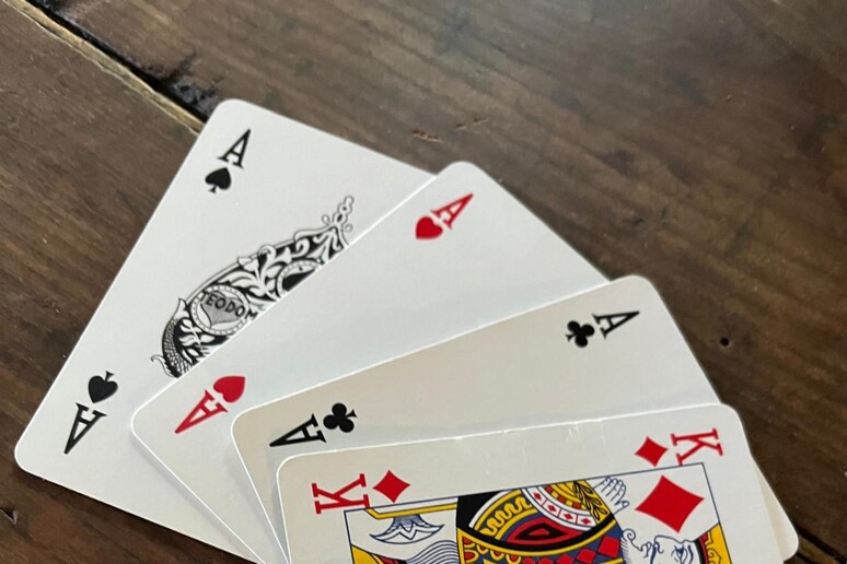 Campione di poker non dichiara vincite, recuperati 1,5 milioni - RIPRODUZIONE RISERVATA