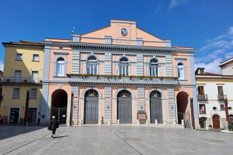 - RIPRODUZIONE RISERVATA