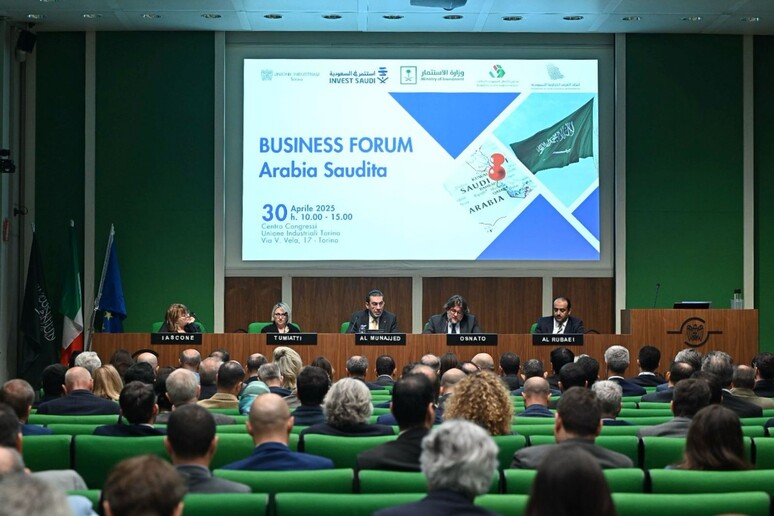 - RIPRODUZIONE RISERVATA
