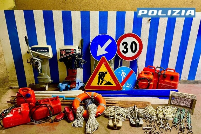 - RIPRODUZIONE RISERVATA